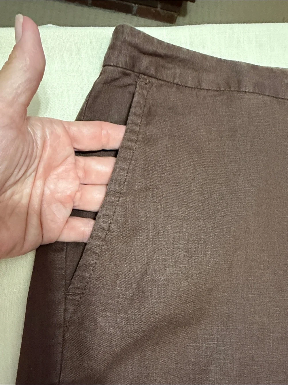 Eileen Fisher Brown 100% Organic Linen Bermuda Shorts, Size 8.